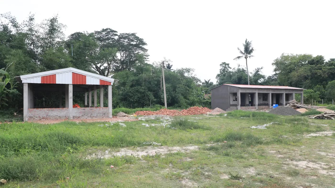 Wide view of the community area site